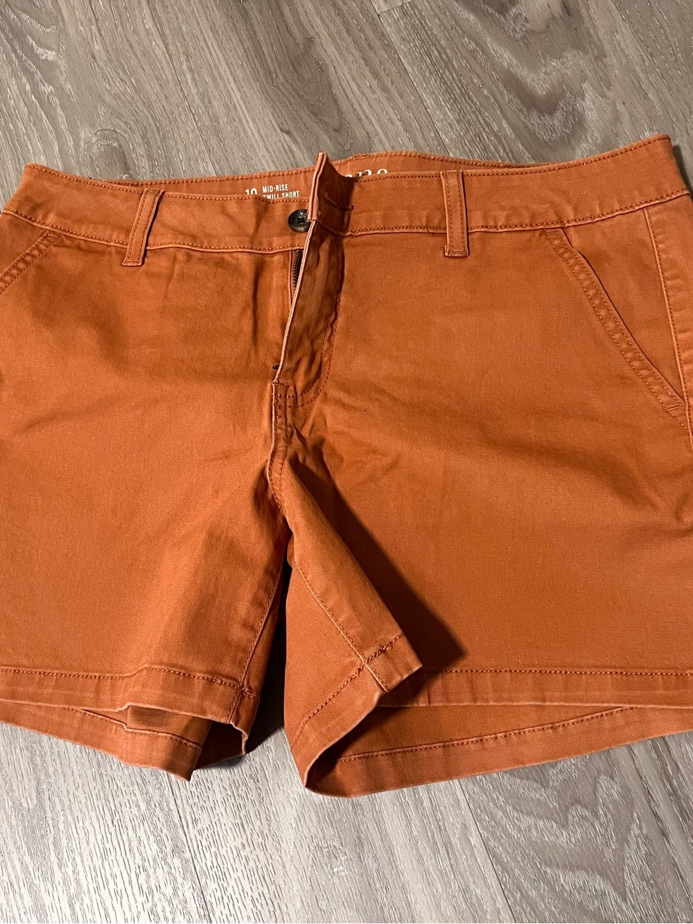 a.n.a Men's Burnt Orange Flat Front Shorts